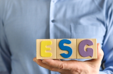 【重磅发布】三大交易所联手推出ESG信披指南,向市场释放强烈政策信号 【重磅发布】三大交易所联手推出ESG信披指南,向市场释放强烈政策信号