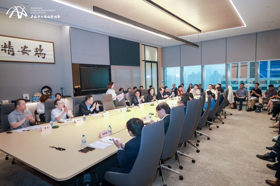 Leverage首席运营官COO费承先生受邀出席上海市外商投资协会城市更新分会成立仪式 Leverage首席运营官COO费承先生受邀出席上海市外商投资协会城市更新分会成立仪式