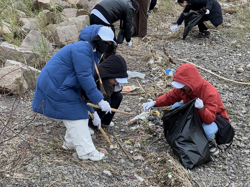 Leverage参与净滩 · 践行环保承诺 Leverage参与净滩 · 践行环保承诺