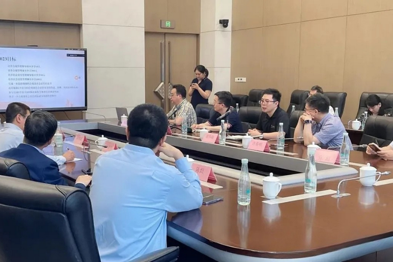 Leverage CEO Qu Weifeng was appointed as the think tank expert for Green Technology Bank's CSR & Compliance Committee